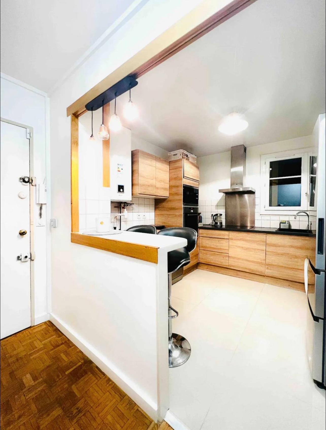 Modern 2 Bedroom Apartment Near Paris Metro, Giant Flat Screen Tv 85 Inches, Balcony, Free Parking Іврі-сюр-Сен Екстер'єр фото