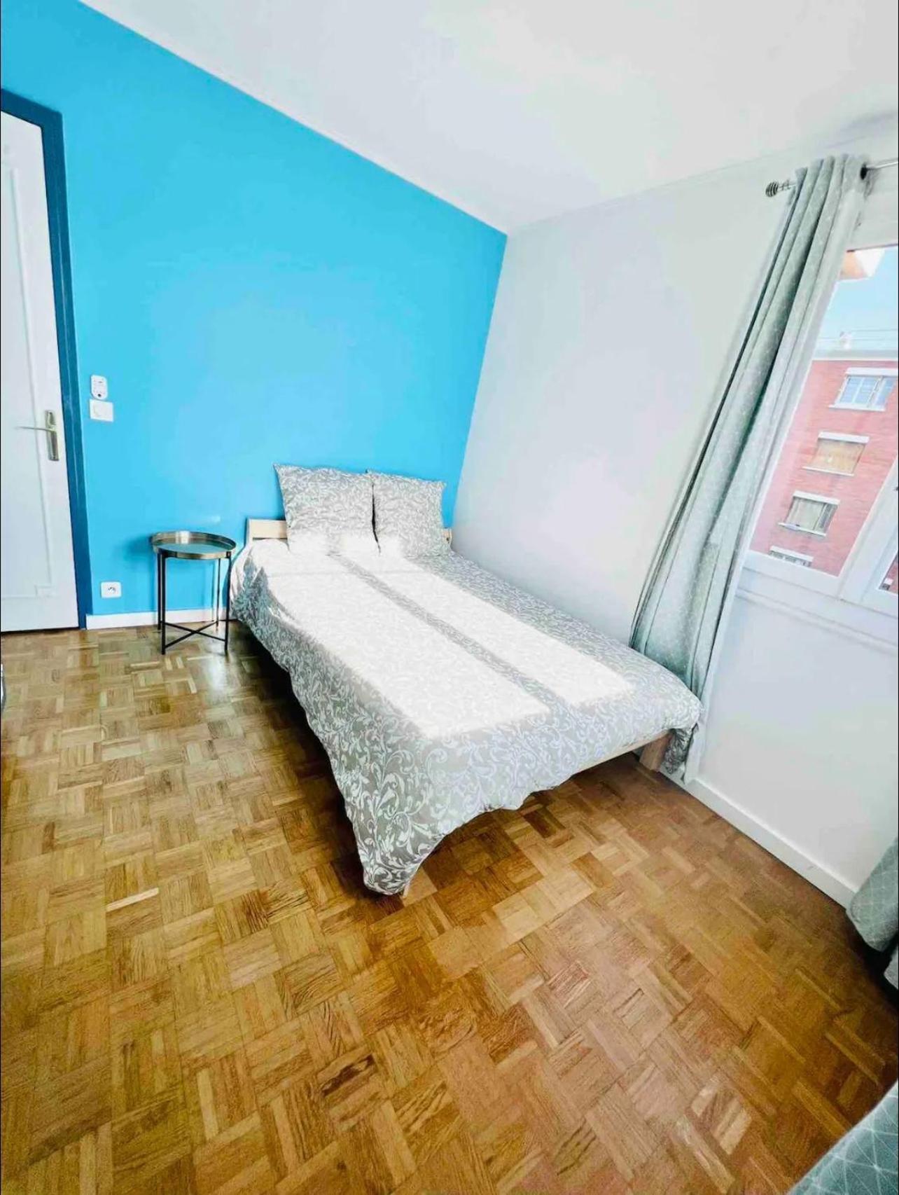 Modern 2 Bedroom Apartment Near Paris Metro, Giant Flat Screen Tv 85 Inches, Balcony, Free Parking Іврі-сюр-Сен Екстер'єр фото